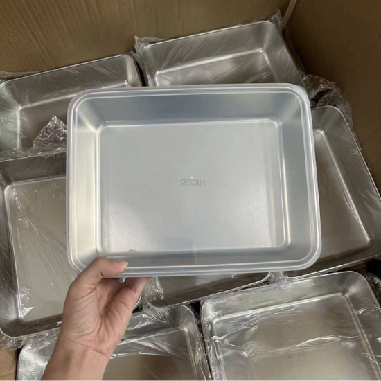 Taca ze stali nierdzewnej 304 z hermetyczną pokrywką (2,1 L – 25,2 × 19,7 × 5,7 cm) | RABAT 70%!