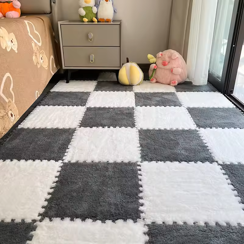 Dywan z Pluszowych Puzzli (Szary + Biały)